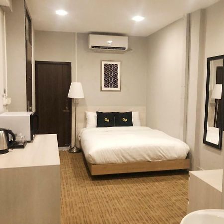 Gn Luxury Hostel Бангкок Экстерьер фото